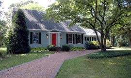 008_Gregg-neck-house_reddoor